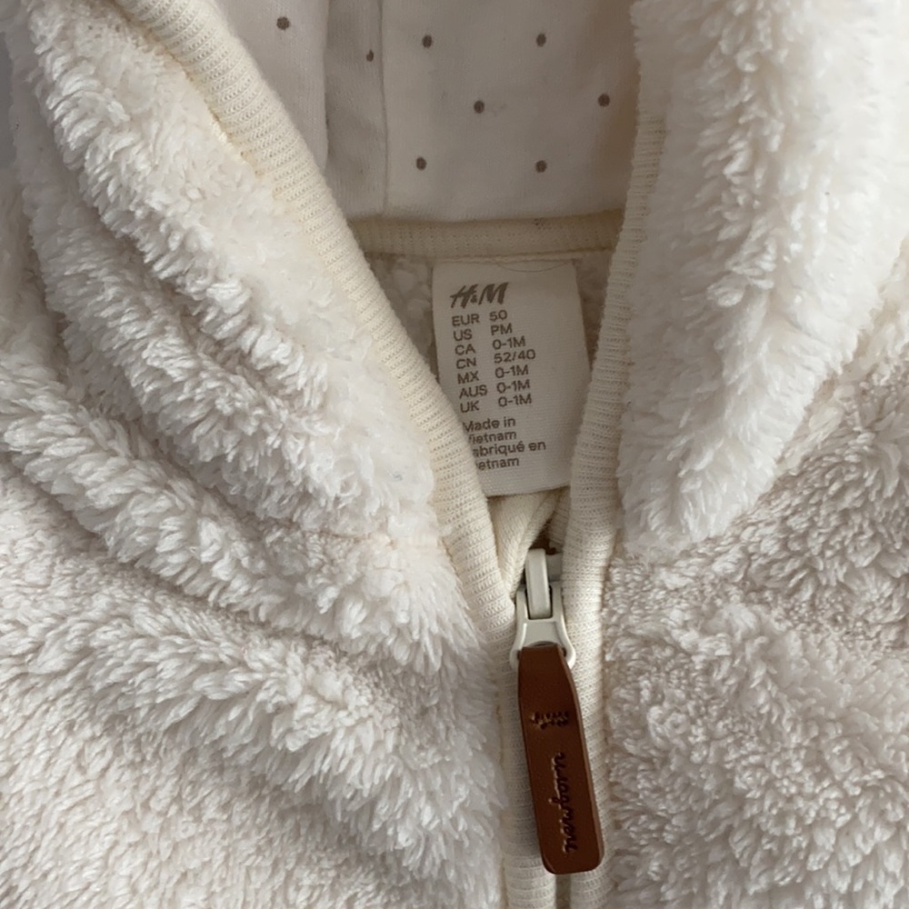 Ivory bear ear hoodie Sherpa - Picture 3 of 3